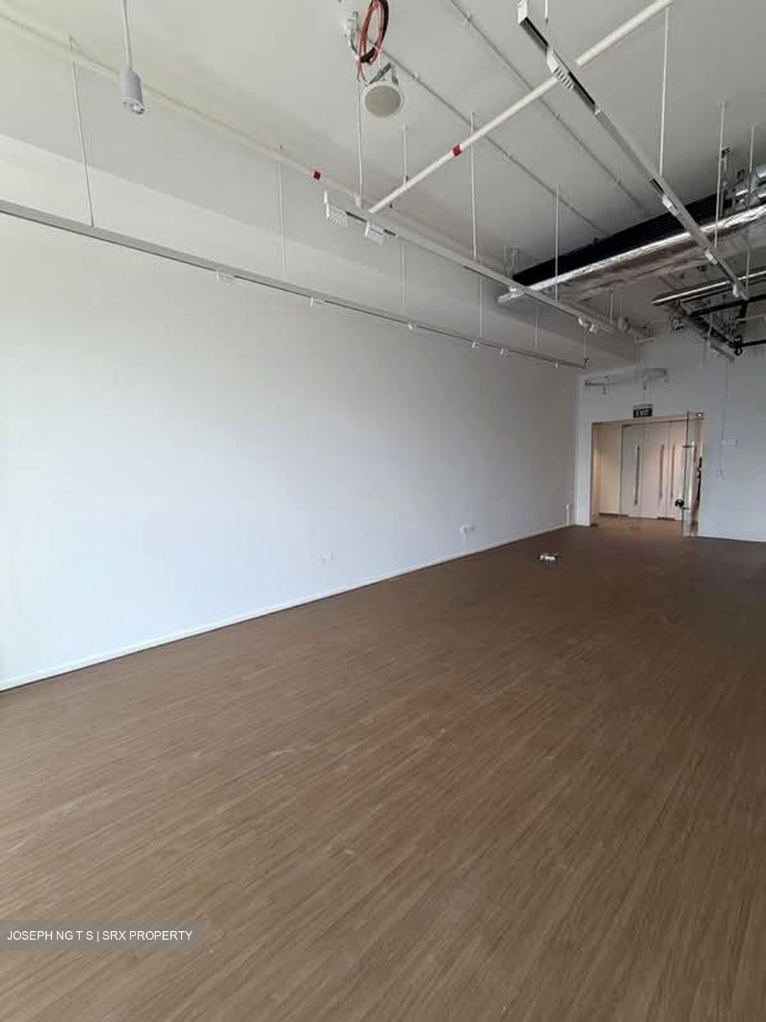 Woods Square (D25), Office #623521571